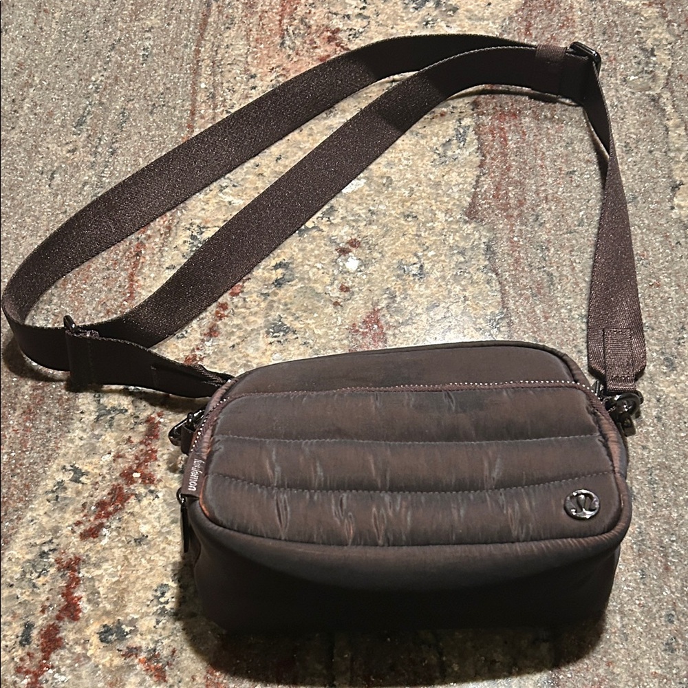 Lululemon Wunder Puff Crossbody Bag